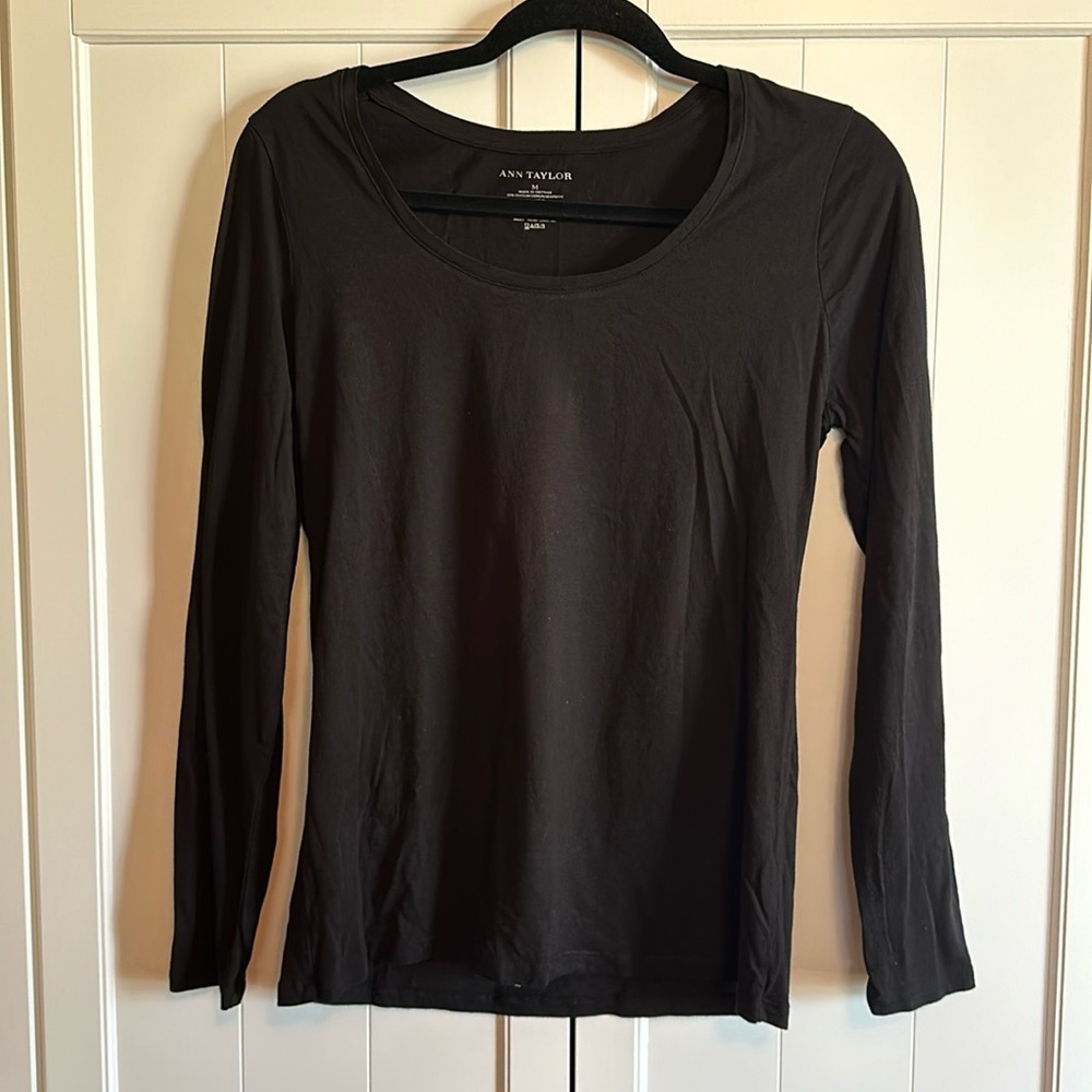 Ann Taylor Long Sleeve TShirt - Medium